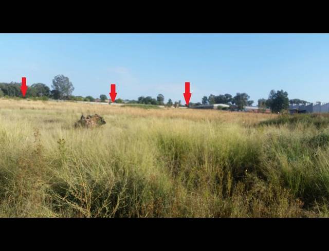 LAND FOR SALE IN HIGHBURY